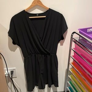 Uniqlo Black Crepe Women’s Romper
